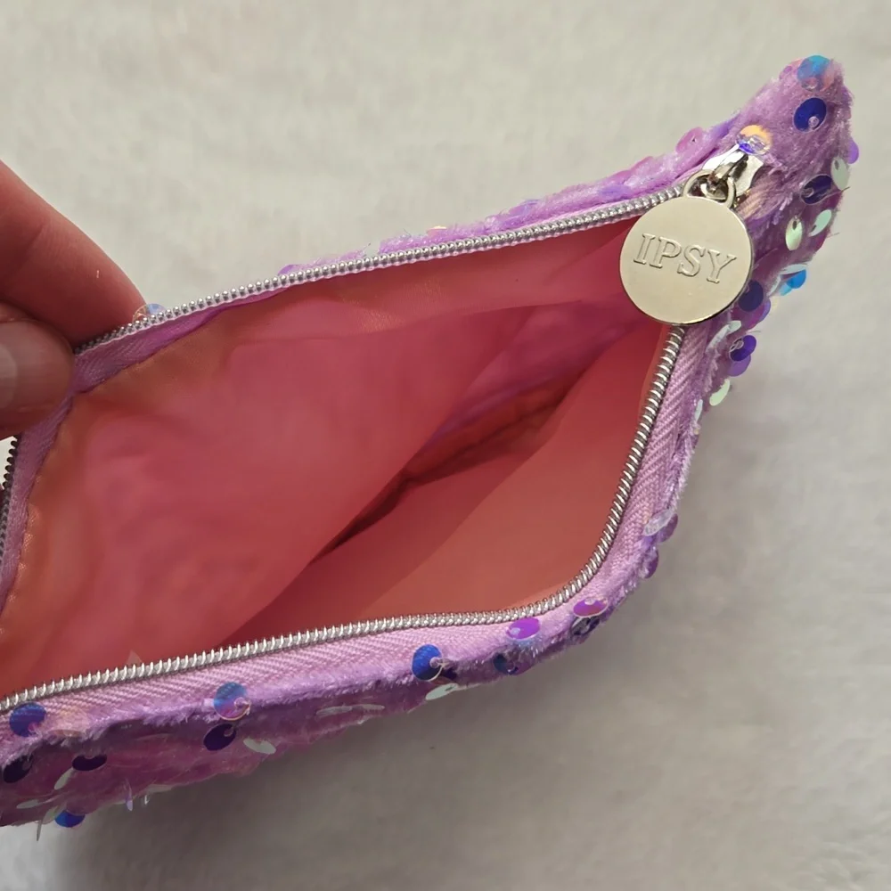 IPSY Bag NWOT purple sequins - Picture 2 of 2
